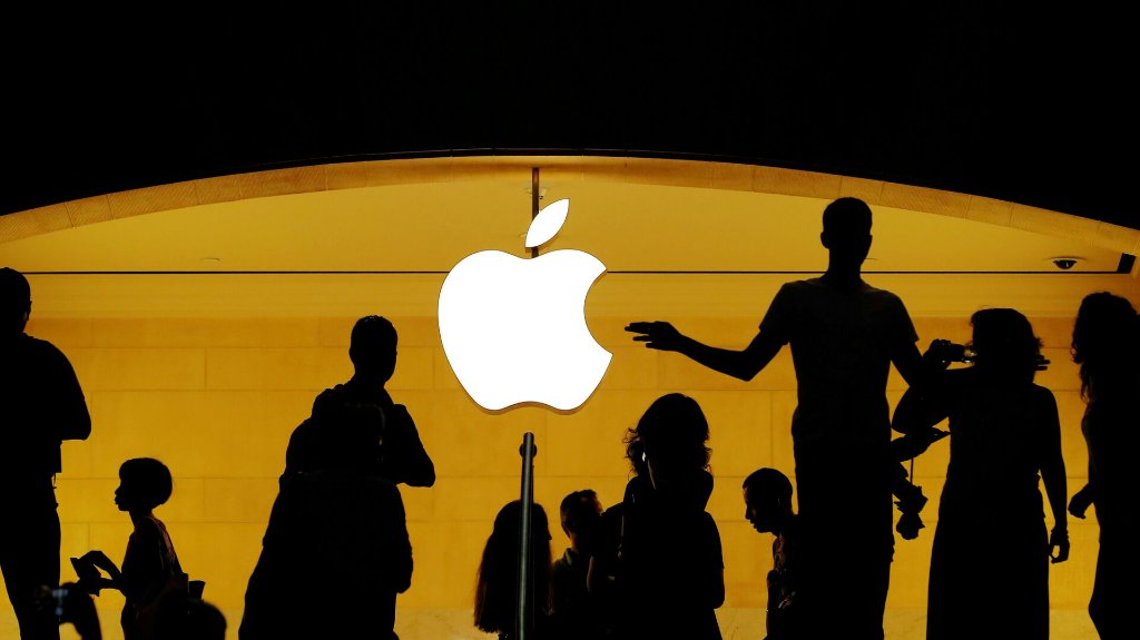 避谈关税，苹果或将上调新iPhone价格