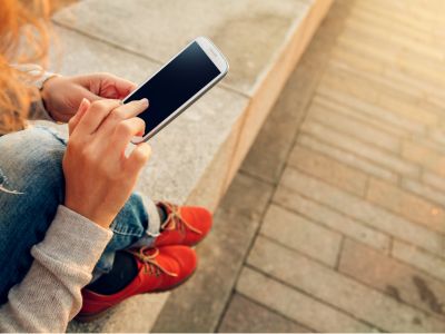 抢在轻薄版iPhone 17前登场! 三星推出售价1099美元的S25 Edge 开启轻薄手机大浪潮