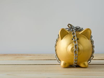 财政部：1-4月全国国有企业营业总收入与上年持平 利润总额同比下降1.7%