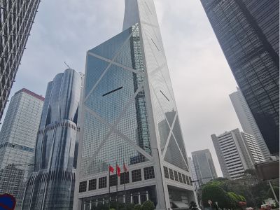 香港政府拟分两阶段完成强积金“全自由行”立法工作