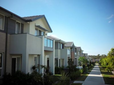 克而瑞地产研究：百强房企5月业绩环比增长3.5%