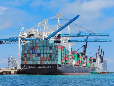 商务部：1-4月我国服务进出口总额26320.6亿元 同比增长8.2%
