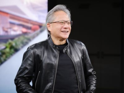 英伟达(NVDA.US)CEO黄仁勋预言：欧洲AI算力将迎十倍跃升