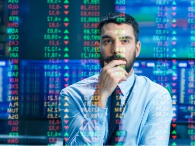 比特币新高预示标普将破顶？Fundstrat警惕极端空头下或现“瀑布跌”