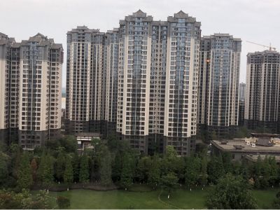 中指研究院：1-5月全国法拍房源量价下跌 核心城市资产流动性更强