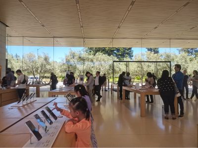 Counterpoint Research：iPhone在4-5月的全球销量同比增长15% 美国与中国市场为主要增长动力