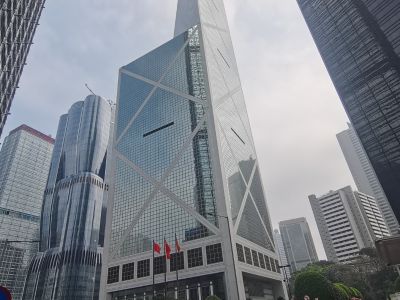 香港金管局买入超200亿港元  捍卫联系汇率制