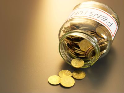 工信部：實施“人工智能+製造”行動 支持企業在重點場景應用通用大模型、行業大模型和智能體