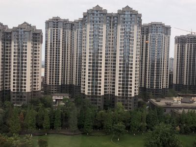 中指研究院：上半年房地產併購規模明顯下降 多家AMC積極參與紓困