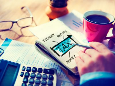财政部、税务总局：快递企业提供快递服务取得的收入 按照“收派服务”缴纳增值税