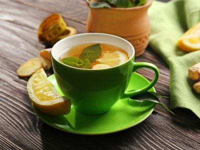 关税引爆咖啡茶饮价格 美国小商家陷生存危机