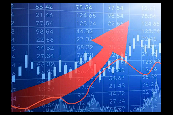恒指高开1.7%，恒生科技指数涨2.1%，华虹半导体涨5%