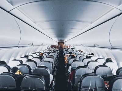 香港國際機場8月份客運量和飛機起降量分別同比上升15.8%及10.2%