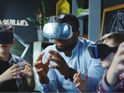 Counterpoint：2025上半年全球VR頭顯出貨量同比下滑14% AR智能眼鏡有望迎來強勁增長