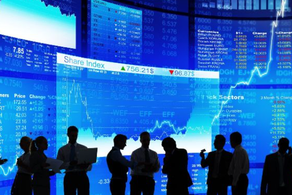 美银Hartnett：当美国负债38万亿美元时，该买入美债、利差处于 20 年低点企业债、40倍CAPE美股，还是暴涨的黄金？这很棘手