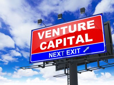 巨额AI投资何时见回报?三大科技巨头考验投资者耐心