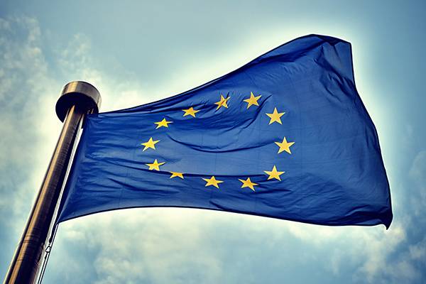 欧元区10月调和CPI初值2.1%,核心同比意外维持2.4%,服务业加速上涨