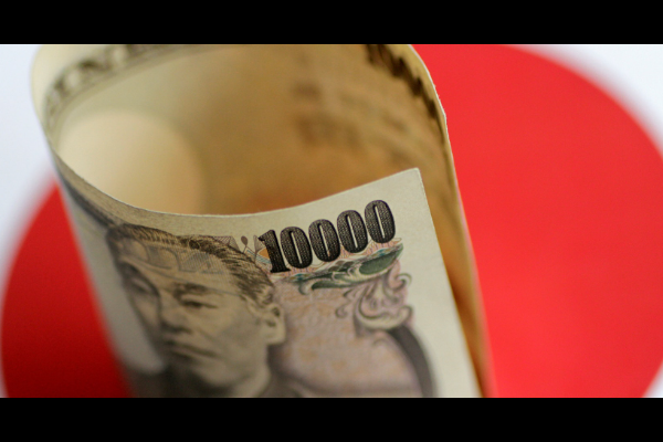 日元对决--日本政府 vs 日本央行，去年的“日元套利交易”会重演吗？