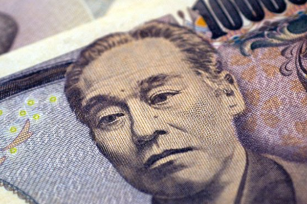 日债抛售潮愈演愈烈：10年期收益率创金融危机来新高，20年期拍卖需求疲软