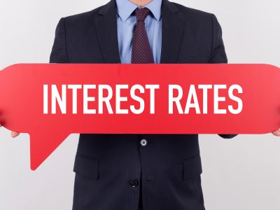 进一步降息门槛很高！新西兰联储主席强化宽松周期结束信号