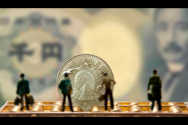 日本央行鸽派成员表态中性，未给12月加息预期进一步“添火”