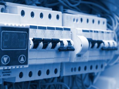 天然气成本攀升助推 美国电价创历史新高