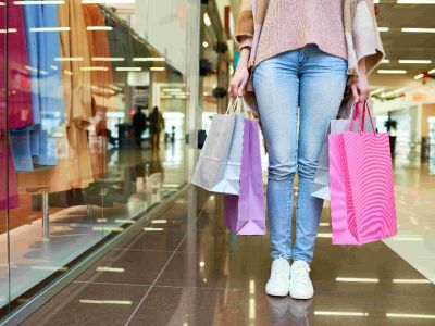 美国“黑五”线上销售总额有望创新高 但难掩经济逆风下消费降温隐忧