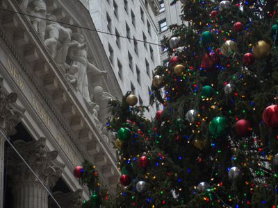 华尔街机构警告：做空美股是“高危操作”！