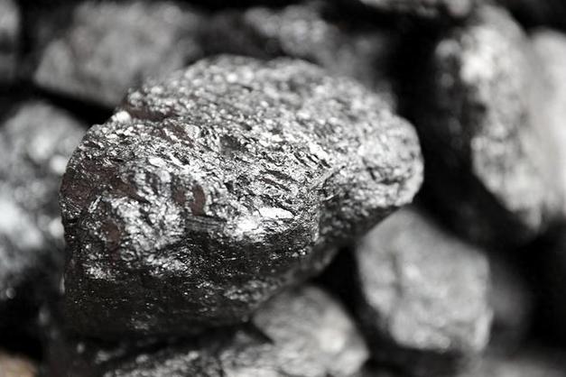 锡价再创新高：供给不稳，库存低位