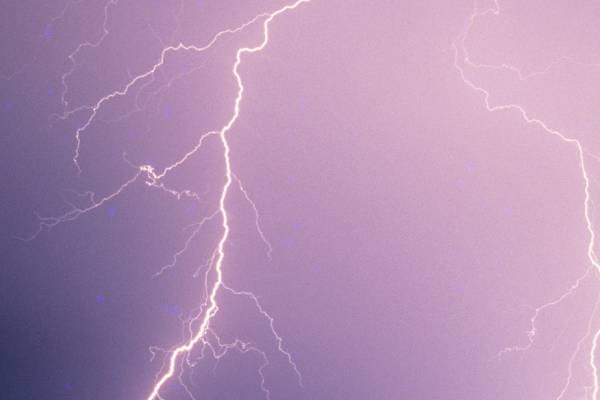 “固收天王”PIMCO：未来一年黄金价格或涨10%，价值股有回归潜力