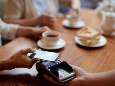 香港金管局：2025年第三季储值支付工具总交易金额为2689亿港元 环比下降5.9%