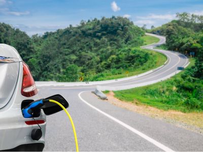 中汽协：11月中国品牌乘用车共销售216.9万辆 同比增长5.8%