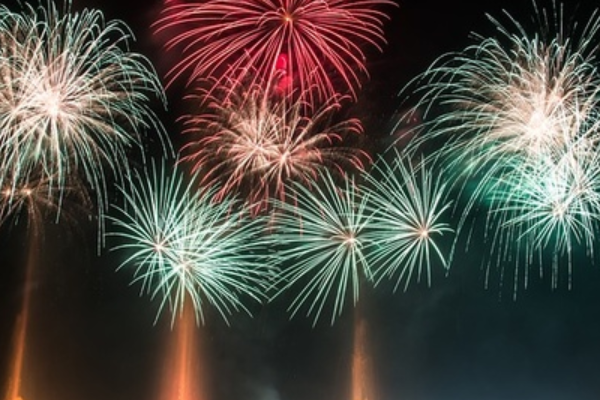 贵金属涨势如虹！黄金4500，铂金2300，白银72，齐创历史新高