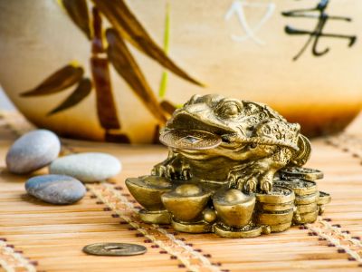 达利欧年度复盘：美元等法币贬值 美股高回报只是“计价幻觉” 黄金跑赢一切