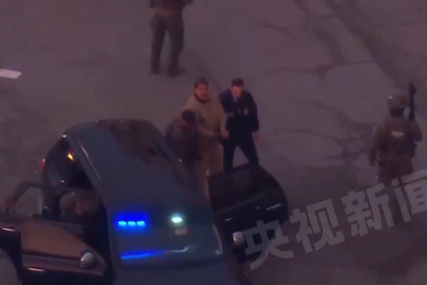 “世纪审判”首次听证会：马杜罗“我无罪、我是个正直的人”，法官“92岁高龄”，“36年前有先例”