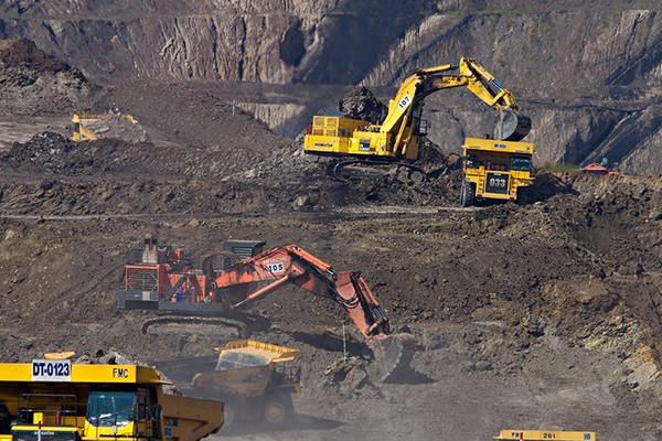 “潜在”全球最大矿业公司！力拓嘉能可重启合并谈判，争夺更多铜矿资源