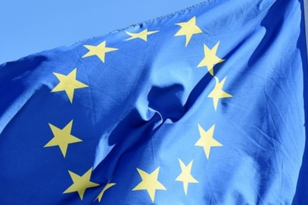 经济学家发联名信警告：如果“数字欧元”失败，欧元区将“失去货币控制权”，转而依赖美国公司