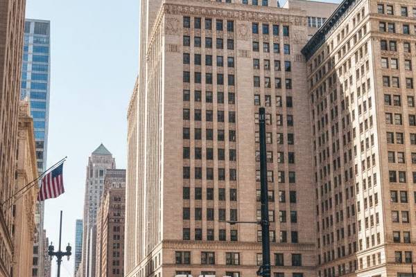 散户需求太强劲，美国芝商所将推出100盎司白银期货