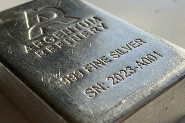 现货白银再创新高，史上首次站上90美元关口！