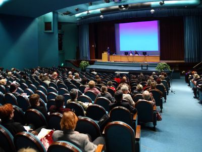 CINNO Research：G8.6 AMOLED面板产线全球扩容 FMM市场迎确定性增长期