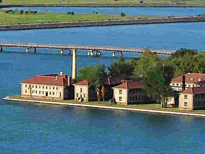 沃什获提名引发债市再定价 交易员担忧美联储降息超预期推升通胀