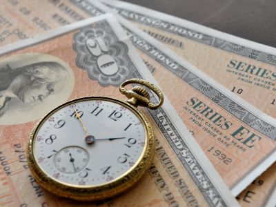 “抛售美国”只是幻觉?道明证券揭秘：外资正以三年来最快速度扫货美债