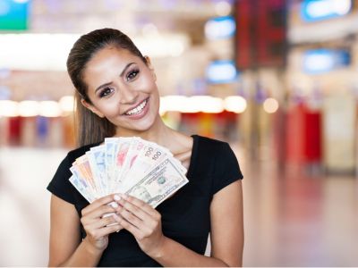 港元拆息个别发展 一个月息终止四连跌报2.5%