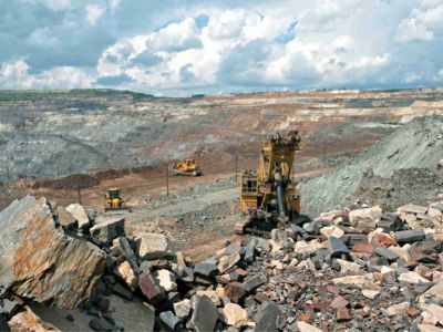 库存攀升及淡水河谷产量超预期加剧供应担忧 铁矿石期货价格三连跌