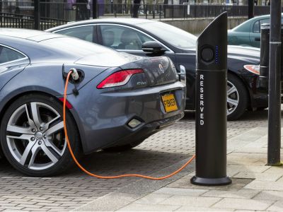 春节假期首日全国高速公路充电量同比增长116.32%