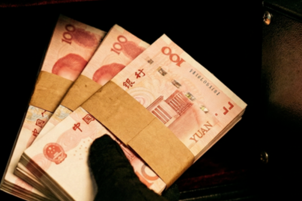 新春伊始，如何看待人民币升值？