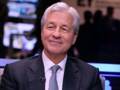 戴蒙敲响公司债流动性警钟：利差低位掩盖崩盘风险，美联储恐需再次出手救市