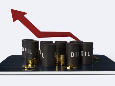 国家发展改革委：2月24日24时起国内汽、柴油价格每吨分别上涨175元和170元