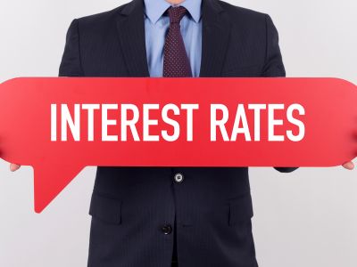 增长与通胀预期双双上调！韩国央行如期维持利率不变 暗示未来六个月仍将按兵不动