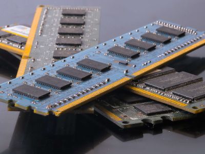 国家发改委价格监测中心：存储芯片价格持续上涨并向下游传导